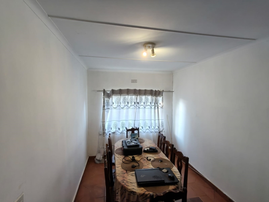 3 Bedroom Property for Sale in Geelhoutpark North West
